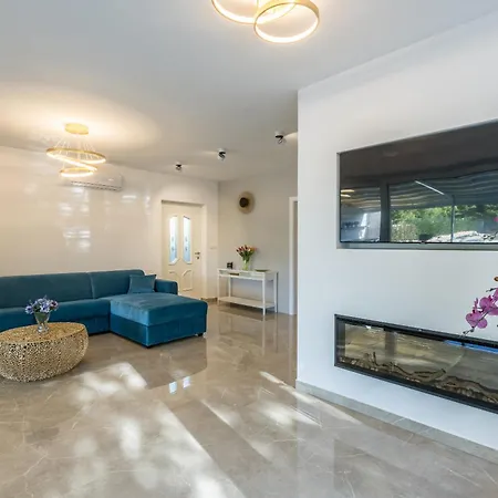 Villa Sun Garden Bol