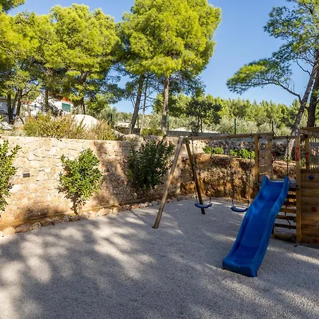 Villa Sun Garden *